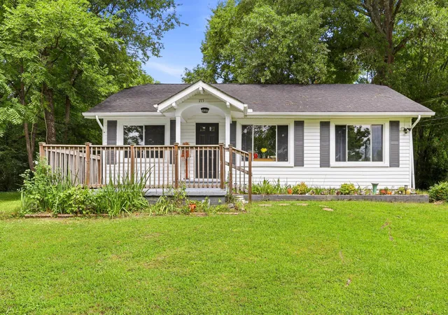 Photo 1 of Single family home for sale at 175 Dietz Rd, Ringgold, GA 30736 | MLS# 3306709 | Listing updated on 2026-10-05