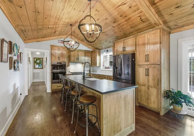 Single family home for sale at 88 Riverbend Dr, Woodbury, TN 37190 | MLS# 3306717