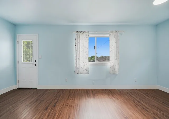 Photo 4 of Single family home for sale at 1209 Jarvis Ave, Chattanooga, TN 37411 | MLS# 3306716 | Listing updated on 2026-09-30