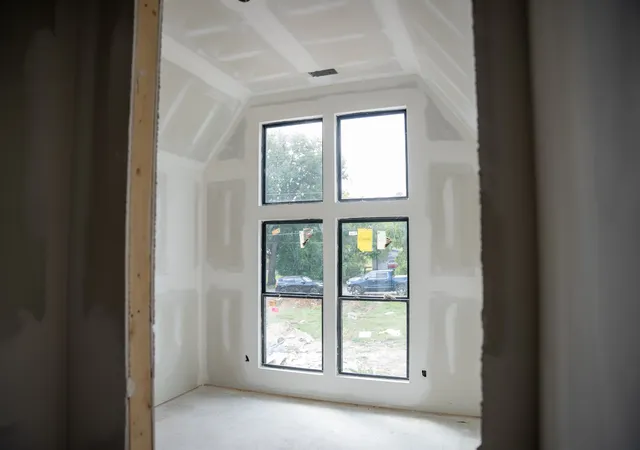 Photo 3 of Single family home for sale at 3829 Edwards Ave, Nashville, TN 37216 | MLS# 3546484 | Listing updated on 2026-09-11