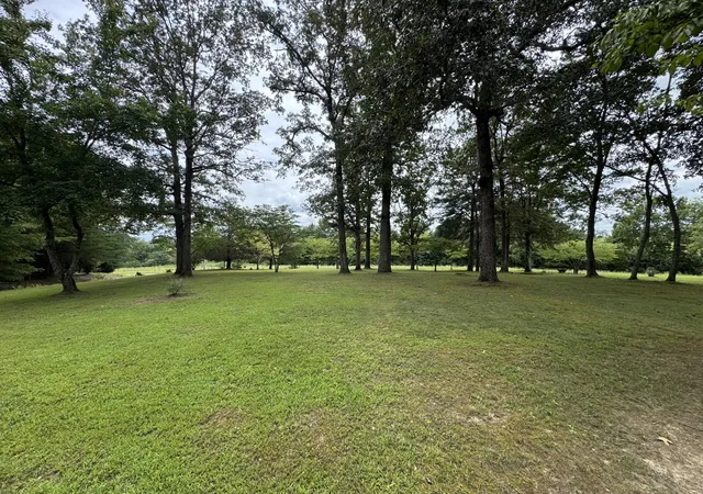 Photo 2 of Single family home for sale at 576 Vandagriff Rd, Mc Minnville, TN 37110 | MLS# 3309162 | Listing updated on 2026-09-28