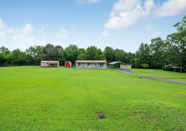 Photo 2 of Single family home for sale at 113 County Rd 650, Etowah, TN 37331 | MLS# 3309193 | Listing updated on 2026-09-11