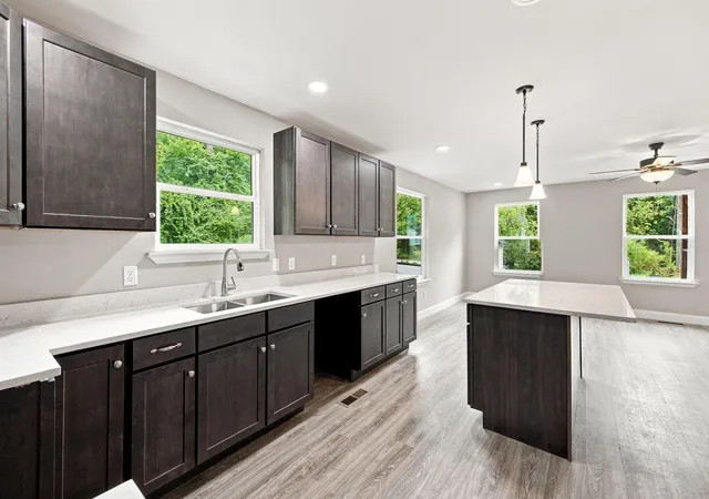 Photo 3 of Single family home for sale at 3010 Northway Lane, Chattanooga, TN 37406 | MLS# 3526480 | Listing updated on 2026-10-06