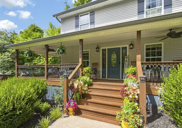 Photo 3 of Single family home for sale at 1851 Jordan Rd, Chapmansboro, TN 37035 | MLS# 3309330 | Listing updated on 2026-10-01