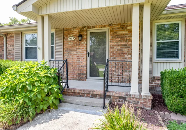 Photo 4 of Sale Pending at 7453 Harrow Dr, Nashville, TN 37221 | MLS# 3312531 | Listing updated on 2026-09-09