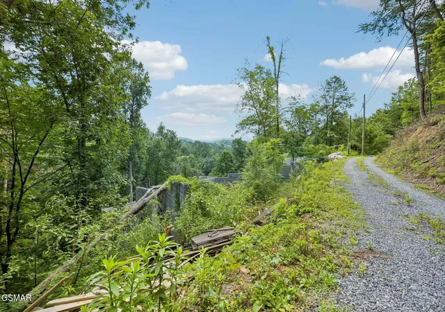 Photo 4 of Land for sale at 1738 Bassett Way, Sevierville, TN 37876 | MLS# 3309362 | Listing updated on 2026-09-11