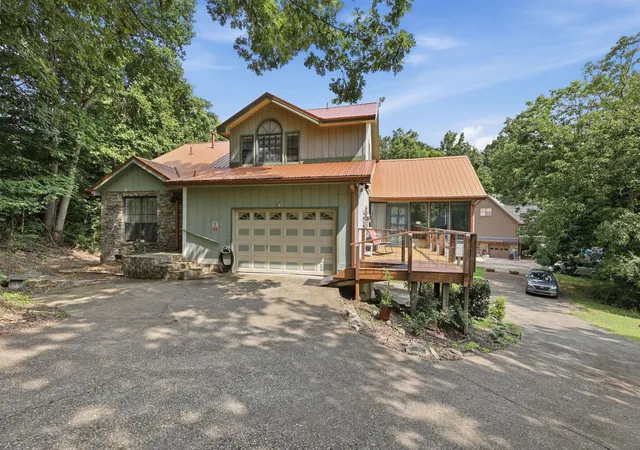 Photo 1 of Single family home for sale at 494 Forest Dr, Ringgold, GA 30736 | MLS# 3309429 | Listing updated on 2026-10-05