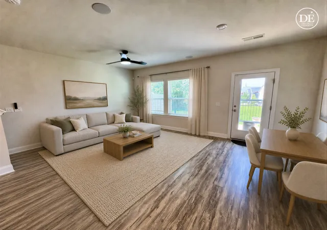 Photo 3 of Townhouse for sale at 523 Stovall Ln, Columbia, TN 38401 | MLS# 3311538 | Listing updated on 2026-09-26