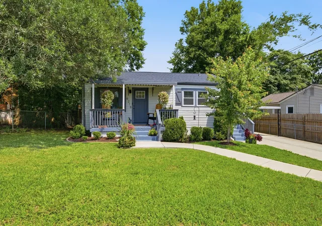 Photo 3 of Single family home for sale at 6218 Laredo Ave, Nashville, TN 37209 | MLS# 3312549 | Listing updated on 2026-09-15