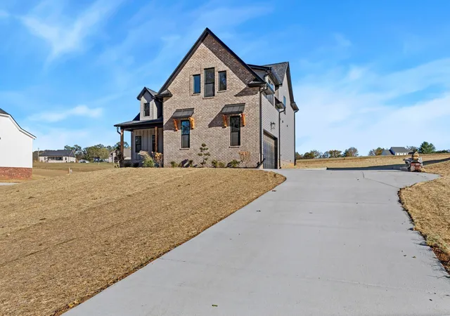 Photo 1 of Single family home for sale at 1705 Sulphur College Rd, Hartsville, TN 37074 | MLS# 3312456 | Listing updated on 2026-09-17