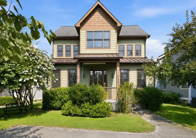 Photo 1 of Single family home for sale at 4124 Granny White Pike, Nashville, TN 37204 | MLS# 3315915 | Listing updated on 2026-09-11