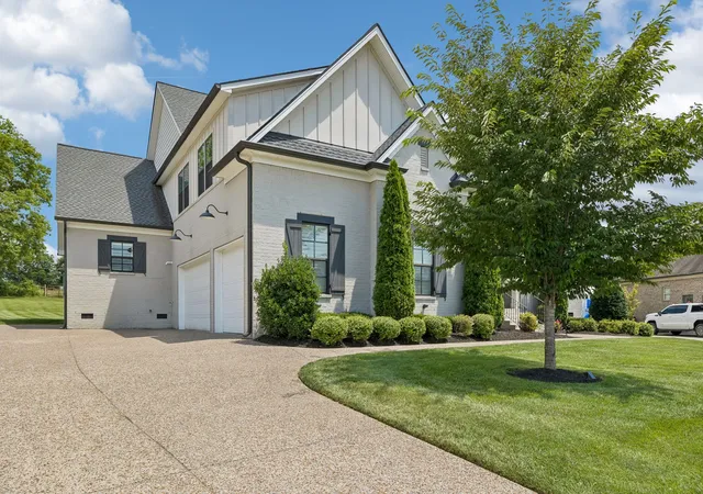 Photo 4 of Single family home for sale at 4119 Old Light Cir, Arrington, TN 37014 | MLS# 3312565 | Listing updated on 2026-09-11