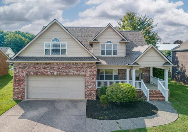 Photo 2 of Single family home for sale at 2042 Sunflower Dr, Spring Hill, TN 37174 | MLS# 3543020 | Listing updated on 2026-09-12