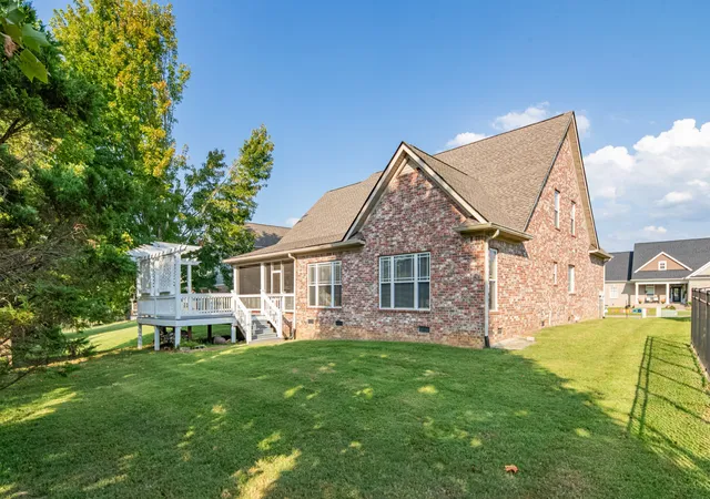 Photo 3 of Single family home for sale at 2042 Sunflower Dr, Spring Hill, TN 37174 | MLS# 3543020 | Listing updated on 2026-09-12