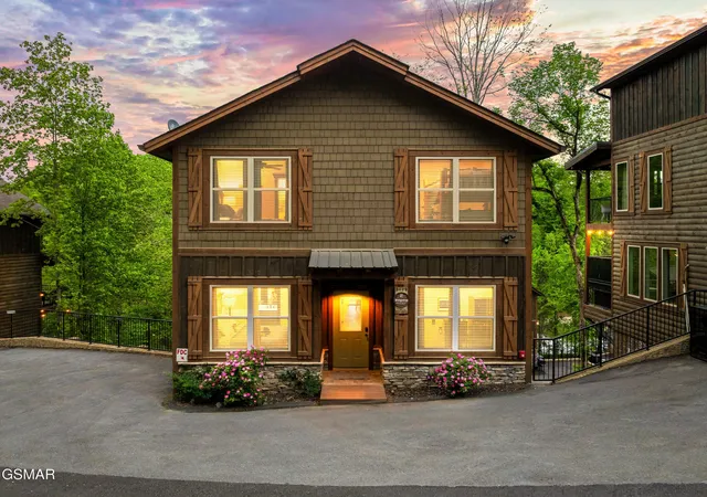 Photo 1 of Single family home for sale at 3029 Ridgetop Resort Way, Pigeon Forge, TN 37863 | MLS# 3591747 | Listing updated on 2026-09-14