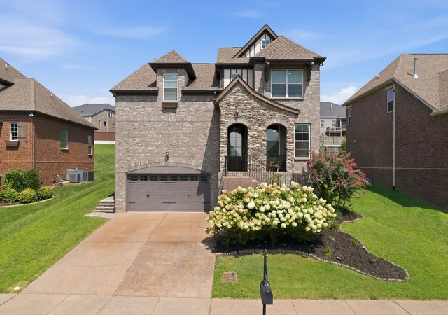 Photo 1 of Single family home for sale at 5348 Highland Pl Way, Hermitage, TN 37076 | MLS# 3312438 | Listing updated on 2026-09-22