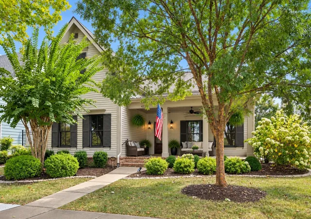 Photo 2 of Sale Pending at 4109 River Links Dr, Spring Hill, TN 37174 | MLS# 3312502 | Listing updated on 2026-10-06