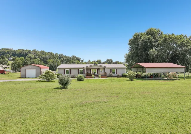 Photo 2 of Manufactured home for sale at 1846 Theta Pike, Columbia, TN 38401 | MLS# 3314719 | Listing updated on 2026-09-12