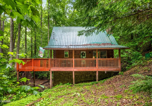 Photo 1 of Single family home for sale at 1823 Laurel Valley Way, Sevierville, TN 37862 | MLS# 3591749 | Listing updated on 2026-09-14