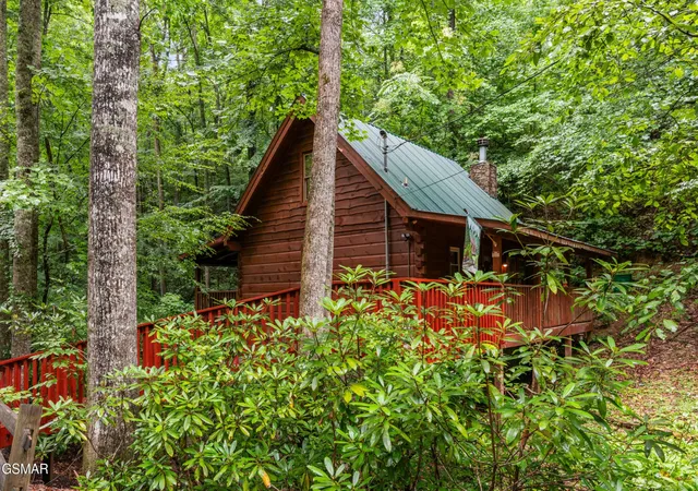 Photo 3 of Single family home for sale at 1823 Laurel Valley Way, Sevierville, TN 37862 | MLS# 3591749 | Listing updated on 2026-09-14
