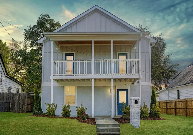 Photo 1 of Single family home for sale at 1808 15th Ave N, Nashville, TN 37208 | MLS# 3520535 | Listing updated on 2026-09-15