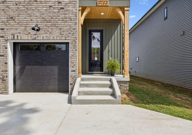 Photo 3 of Townhouse for sale at 1714a River Dr, Nashville, TN 37218 | MLS# 3513252 | Listing updated on 2026-09-15