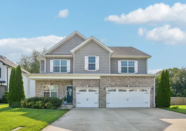 Photo 1 of Single family home for sale at 675 Sturdivant Dr, Clarksville, TN 37042 | MLS# 3319382 | Listing updated on 2026-10-23