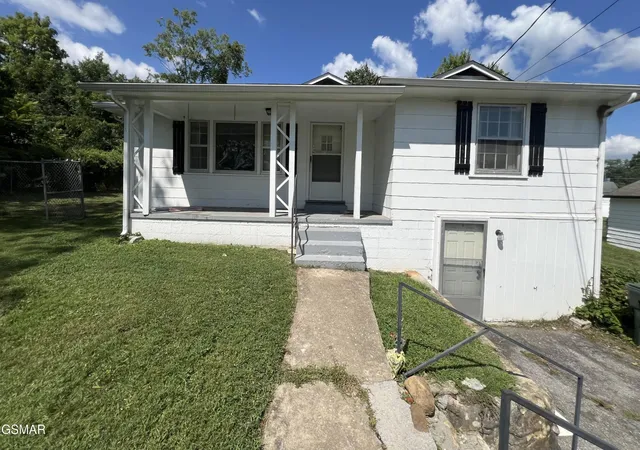 Photo 1 of Single family home for sale at 117 Scenic Dr, Sevierville, TN 37862 | MLS# 3591750 | Listing updated on 2026-09-14