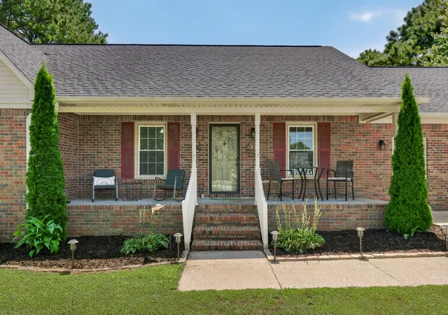 Photo 3 of Single family home for sale at 4023 Belle Orchard Dr, Fayetteville, TN 37334 | MLS# 3514819 | Listing updated on 2026-09-22