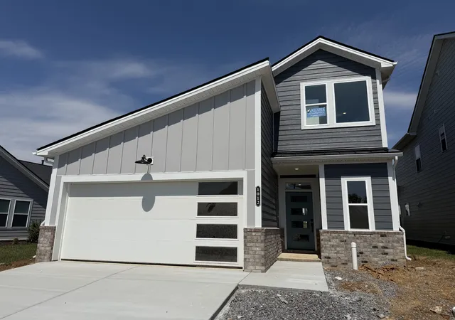 Photo 1 of Sale Pending at 1012 Linn Cvs Ct, Gallatin, TN 37066 | MLS# 3314919 | Listing updated on 2026-09-21