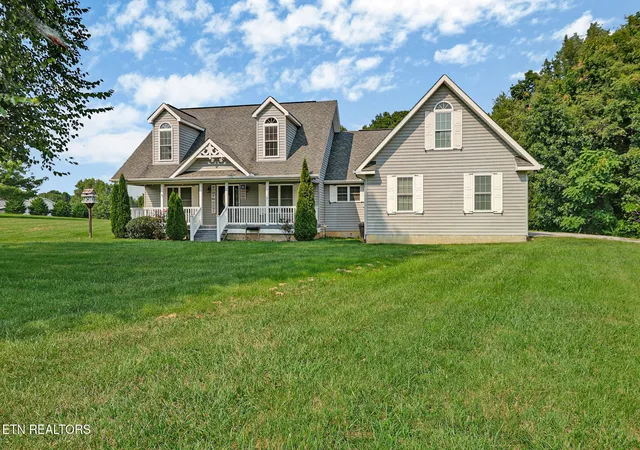 Photo 2 of Sale Pending at 246 Autumn Dr, Crossville, TN 38571 | MLS# 3317236 | Listing updated on 2026-09-11