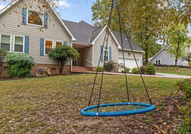 Photo 3 of Single family home for sale at 9100 Tennga Ln, Chattanooga, TN 37421 | MLS# 3318663 | Listing updated on 2026-10-18