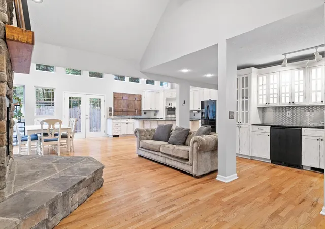 Photo 4 of Single family home for sale at 9100 Tennga Ln, Chattanooga, TN 37421 | MLS# 3318663 | Listing updated on 2026-10-18