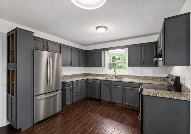 Photo 3 of Single family home for sale at 264 Cheshire Rd, Clarksville, TN 37043 | MLS# 3319287 | Listing updated on 2026-09-11