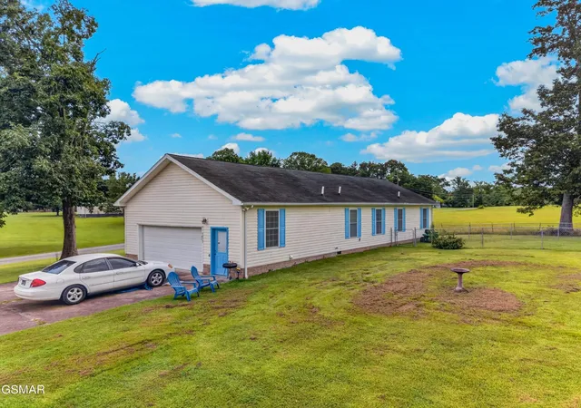 Photo 3 of Single family home for sale at 1601 Northern Ridge, Bybee, TN 37713 | MLS# 3591755 | Listing updated on 2026-09-15