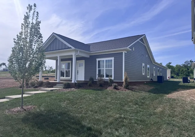 Photo 3 of Single family home for sale at 1823 Flatwaters St, Spring Hill, TN 37174 | MLS# 3499623 | Listing updated on 2026-09-15