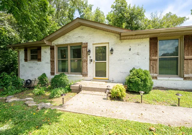 Photo 3 of Single family home for sale at 980 Vanderbilt Rd, Mount Juliet, TN 37122 | MLS# 3501363 | Listing updated on 2026-10-05