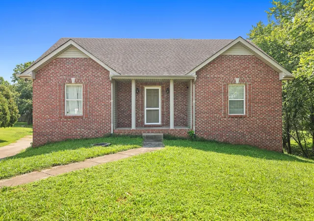 Photo 1 of Single family home for sale at 294 Joe Mccraw Rd, Clarksville, TN 37040 | MLS# 3510421 | Listing updated on 2026-10-20
