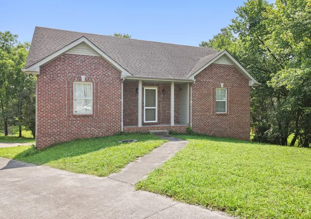 Photo 1 of Single family home for sale at 294 Joe Mccraw Rd, Clarksville, TN 37040 | MLS# 3510421 | Listing updated on 2026-10-20