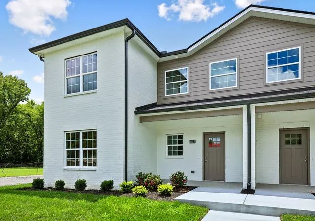 Photo 3 of Townhouse for sale at 430 Hobbs Ave, Lebanon, TN 37087 | MLS# 3510365 | Listing updated on 2026-09-15