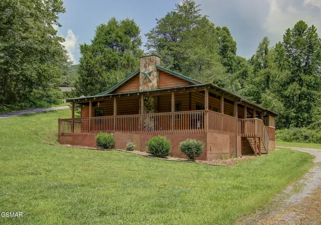 Photo 1 of Single family home for sale at 1999 E Mountain View Way, Sevierville, TN 37876 | MLS# 3319823 | Listing updated on 2026-09-11