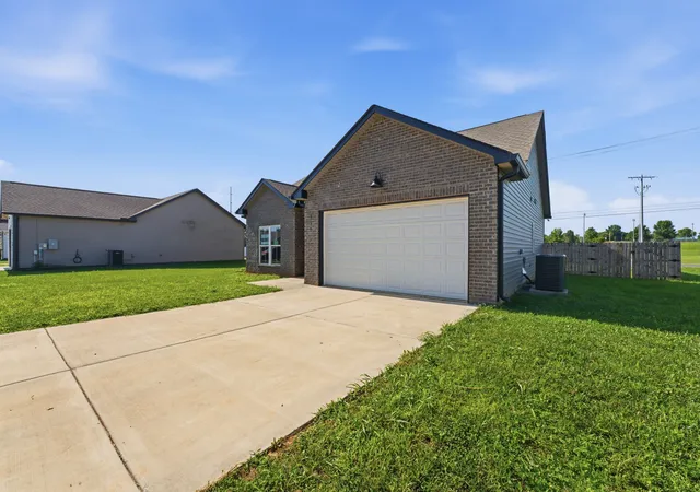 Photo 3 of Single family home for sale at 111 Burley Way, Portland, TN 37148 | MLS# 3320333 | Listing updated on 2026-09-14