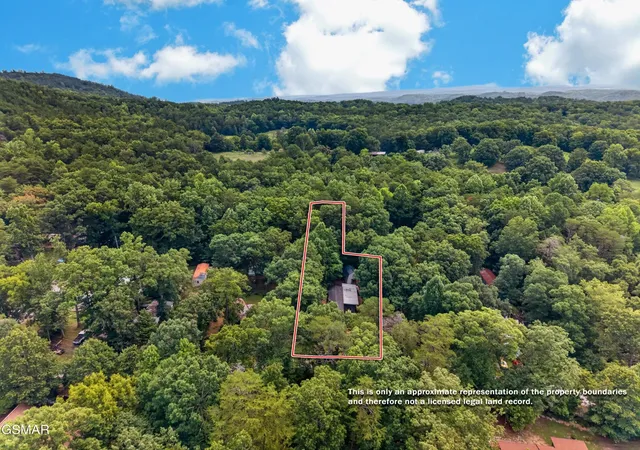 Photo 3 of Sale Pending at 2330 Nichols Branch Way, Sevierville, TN 37876 | MLS# 3591762 | Listing updated on 2026-09-15