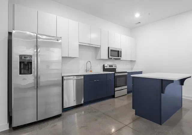 Photo 1 of Condo for sale at 415 Merritt Ave, Nashville, TN 37203 | MLS# 3320258 | Listing updated on 2026-09-12