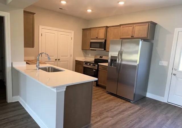 Photo 2 of Sale Pending at 1219 Euclid Dr, Murfreesboro, TN 37127 | MLS# 3531884 | Listing updated on 2026-09-12
