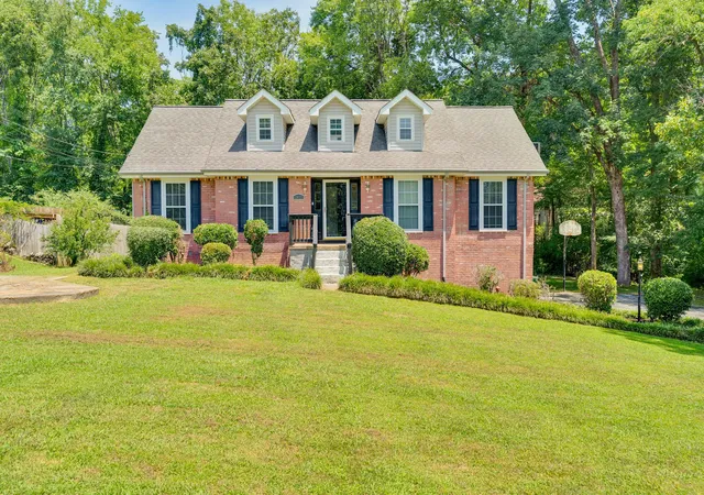 Photo 1 of Single family home for sale at 2017 Jacquelin Dr, Soddy Daisy, TN 37379 | MLS# 3320568 | Listing updated on 2026-09-11