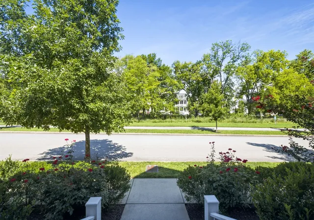 Photo 4 of Single family home for sale at 1726 Eliot Rd, Franklin, TN 37064 | MLS# 3513540 | Listing updated on 2026-09-22