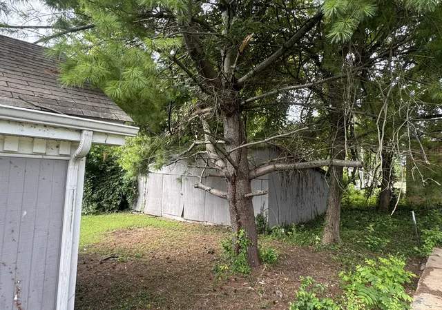 Photo 4 of Single family home for sale at 210 S Foster Ave, Gallatin, TN 37066 | MLS# 3501222 | Listing updated on 2026-10-07