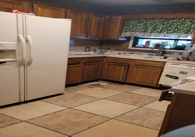 Photo 2 of Single family home for sale at 1144 Emily Ct, Goodlettsville, TN 37072 | MLS# 3322439 | Listing updated on 2026-09-28
