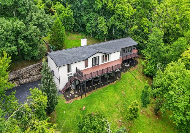 Photo 2 of Single family home for sale at 5161 Granny White Pike, Nashville, TN 37220 | MLS# 3335294 | Listing updated on 2026-09-13